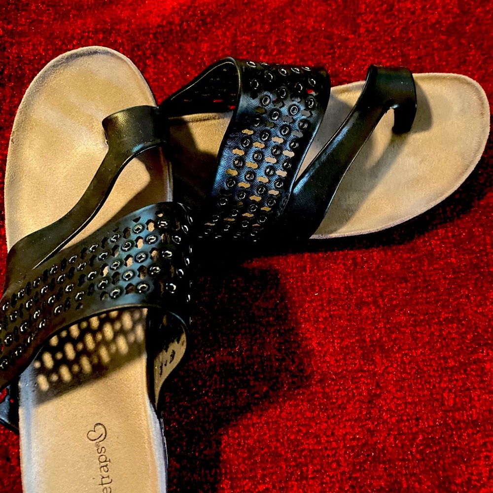Comfort bed sandals